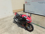     Aprilia RSV4 Factory 2009  7